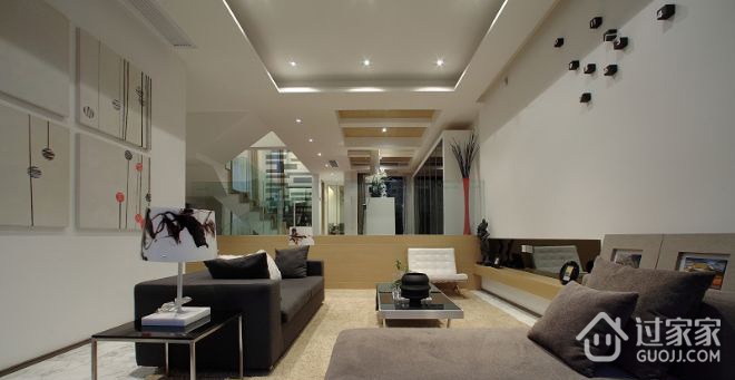 现代白色舒适复式楼欣赏客厅