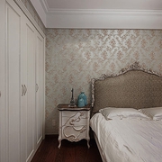 白色新古典三居室欣赏卧室局部