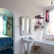 色彩斑斓美式时尚效果图欣赏洗手间