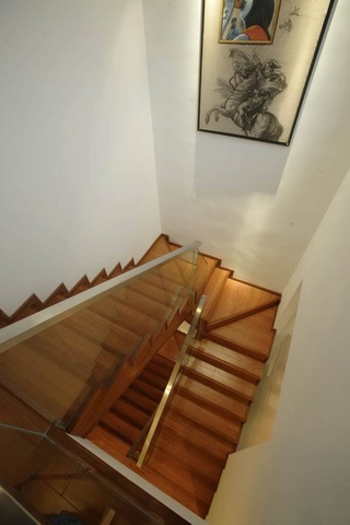 185平新中式样板房欣赏楼梯间设计