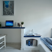 简约地中海风装饰卧室书桌