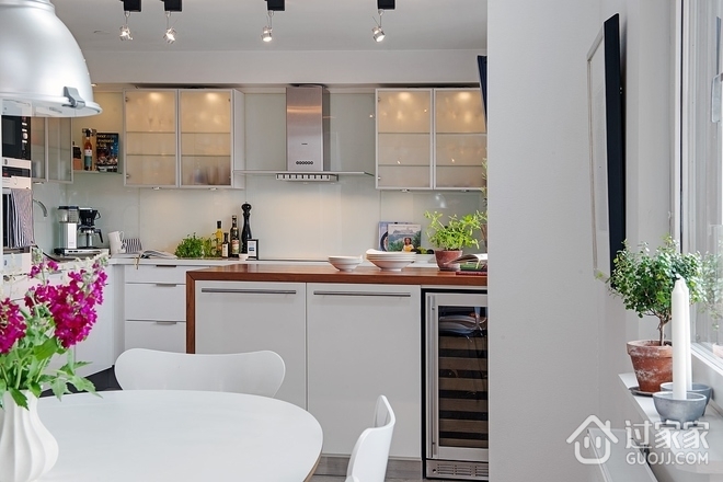 122平白色北欧住宅欣赏厨房效果