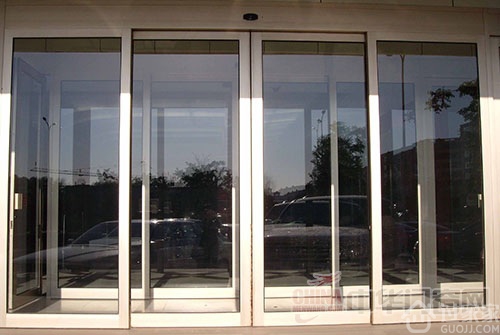 自动玻璃门尺寸及价格 自动玻璃门安装方法