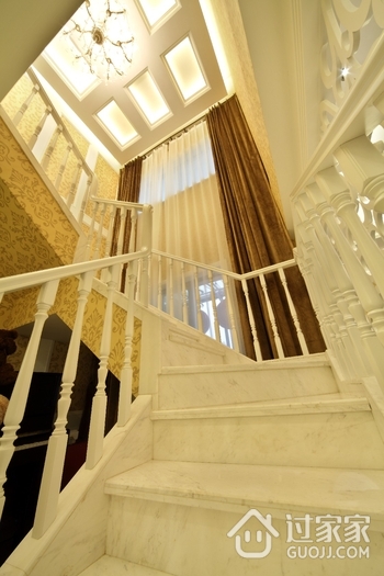 欧式风格别墅效果楼梯效果图