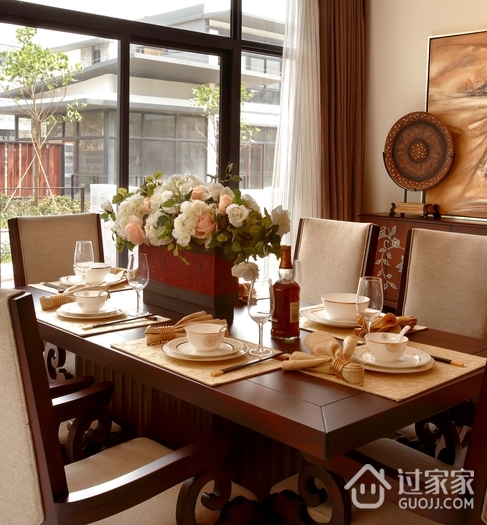 中式风格餐桌艺术