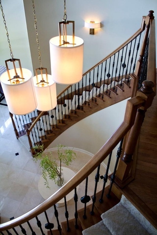 现代别墅设计装饰欣赏楼梯效果