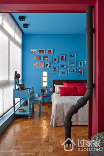 现代舒适彩色公寓欣赏卧室陈设