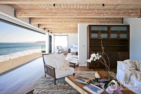 简洁现代海边住宅欣赏客厅效果