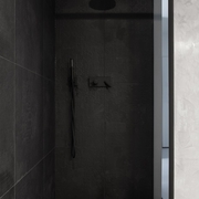 白色现代舒适住宅欣赏淋浴间