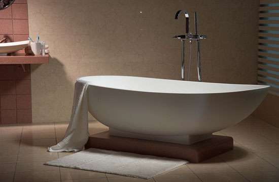 让卫浴用品光亮如初 浴缸清洁保养法