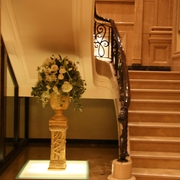 欧式风格别墅设计楼梯花艺摆件