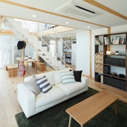 木色简约复式设计欣赏客厅效果图