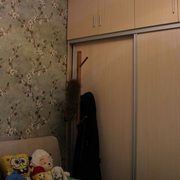 89平简欧三居室欣赏儿童房衣柜
