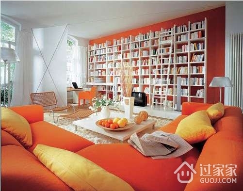 家居装修巧借空间  客厅挤出小书房