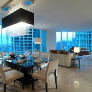 顶层高级现代公寓欣赏餐厅全景