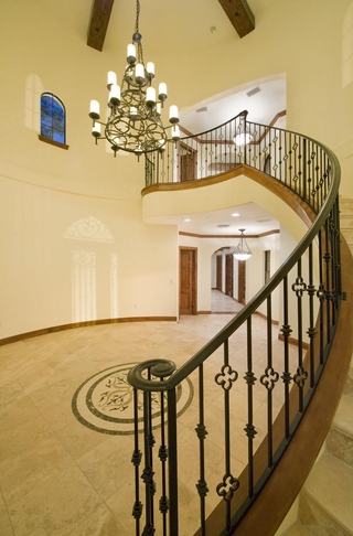 欧式别墅设计套图楼梯