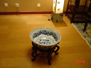 景德蓝瓷器鱼缸