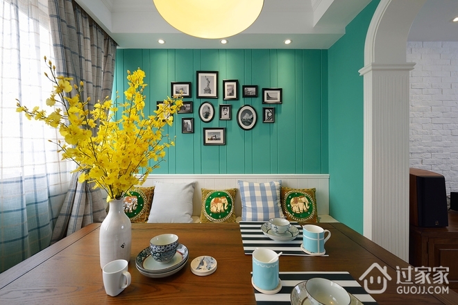 78平绿色美式住宅欣赏客厅设计