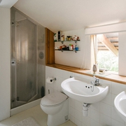 现代木屋住宅欣赏卫生间设计