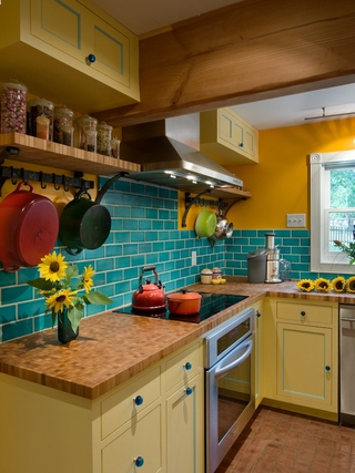 奇妙色彩打造混搭住宅欣赏厨房