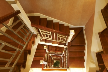 欧式风格复式别墅楼梯设计
