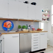 白色北欧两居室住宅欣赏厨房橱柜