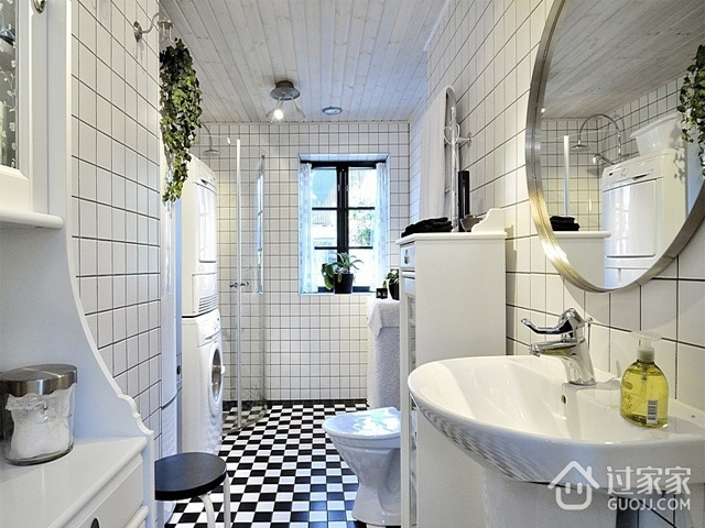 现代简约的黑白住宅欣赏卫生间