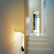 现代风格设计住宅楼梯背景墙