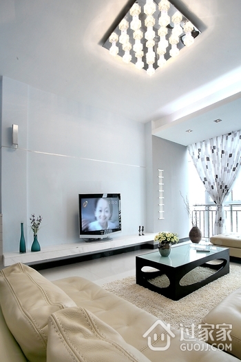 白色现代实用住宅欣赏客厅