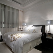 白色新古典样板房欣赏卧室设计