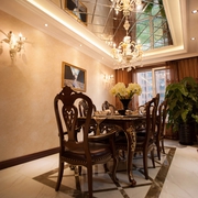 高贵典雅欧式住宅欣赏餐厅设计