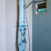 现代别墅设计套图赏析淋浴间