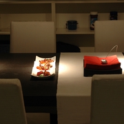 现代风格复式餐桌设计图