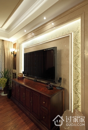美式风格三居室电视背景墙装修效果图