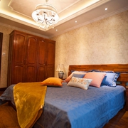 高贵典雅欧式住宅欣赏卧室设计