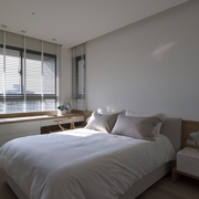 112平木质现代住宅欣赏卧室陈设