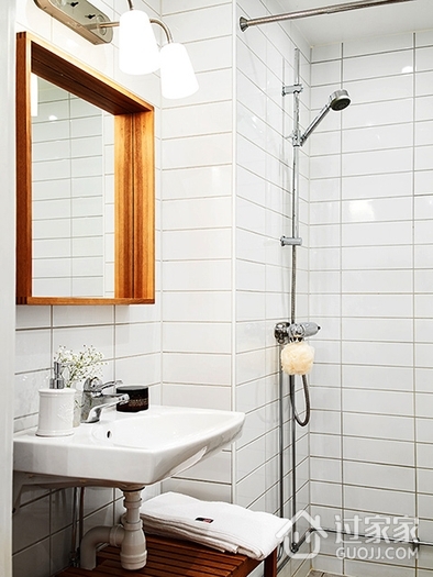 53平北欧古典白色公寓欣赏淋浴间