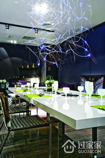现代风格住宅装饰餐桌设计