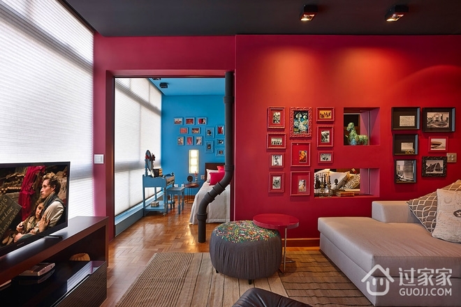 现代舒适彩色公寓欣赏客厅效果
