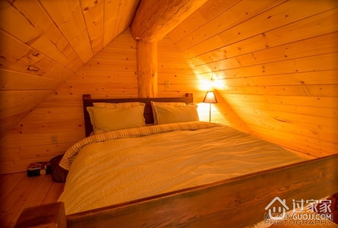 林中小屋美式住宅欣赏卧室