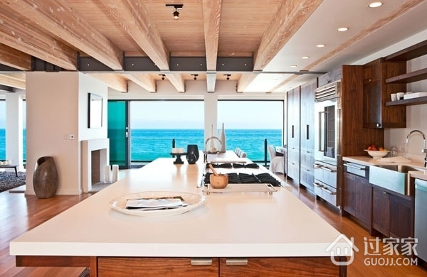 简洁现代海边住宅欣赏厨房