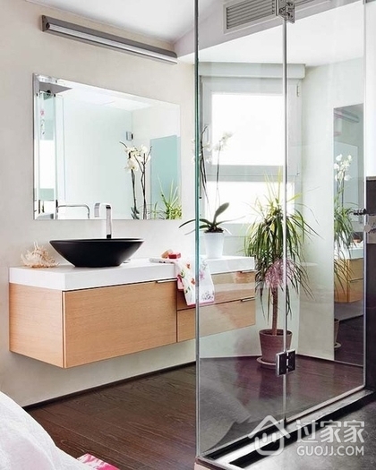现代摩登风公寓玻璃浴室