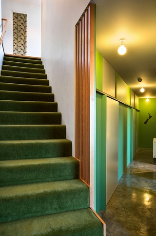 别墅现代风格楼梯设计