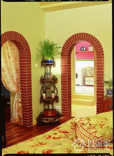 地中海风公寓圆形拱门