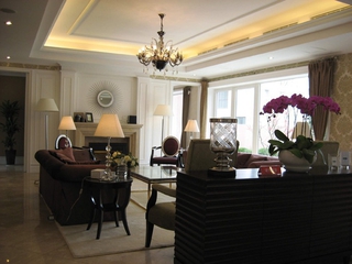 124平美式复式楼欣赏客厅设计