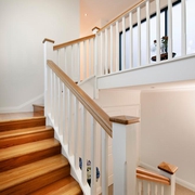 现代风格住宅效果欣赏楼梯设计
