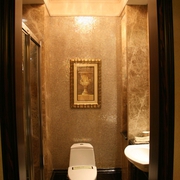 欧式风格别墅设计卫生间挂画