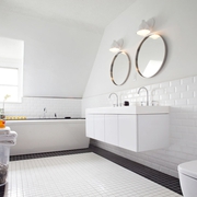 79平白色北欧住宅欣赏卫生间设计