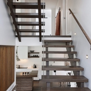现代感创意十足别墅欣赏楼梯间陈设