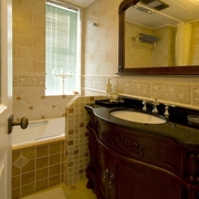 123平美式三室住宅欣赏洗手间